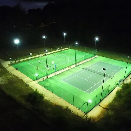 別荘 Domaene Mit Jacuzzi By Interhome Gavaudun